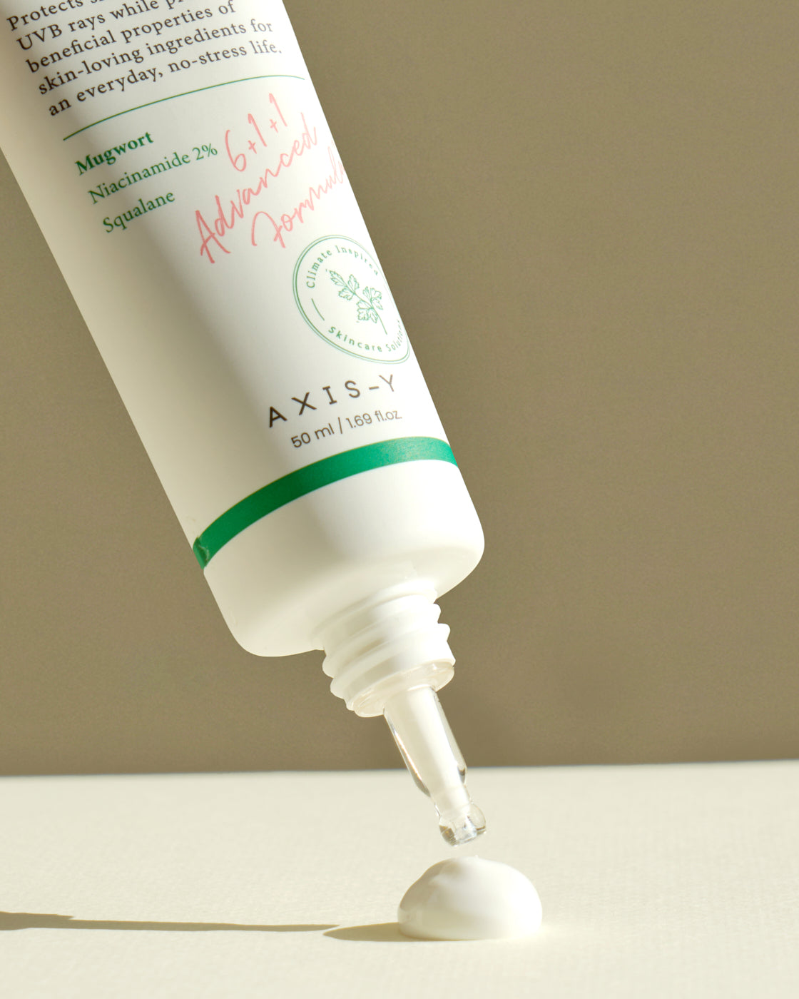 Protector solar coreano con niacinamida Axis-Y