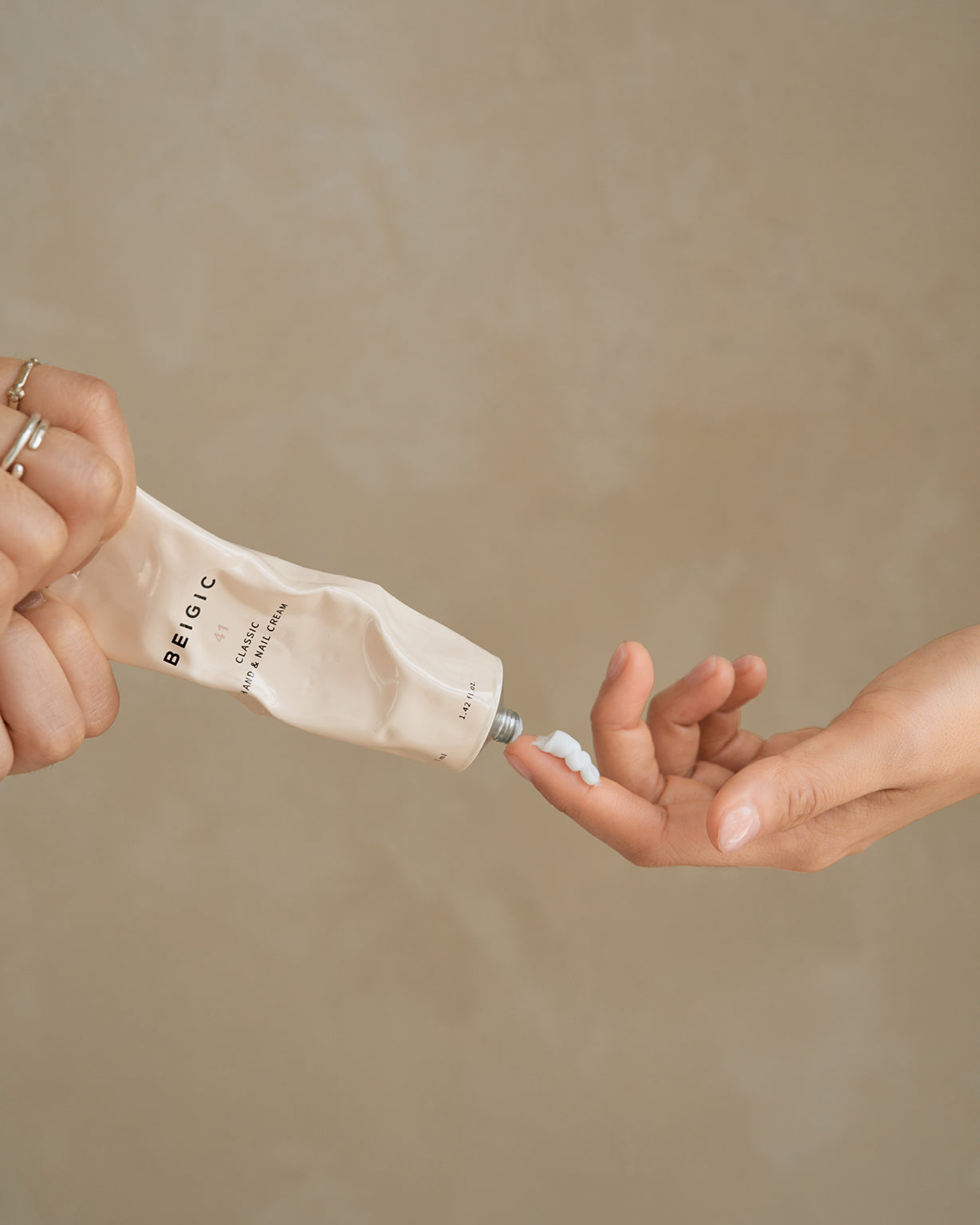 Crema manos coreana nutritiva Beigic