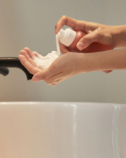 Red Yeast Rice Facial Foaming Cleanser