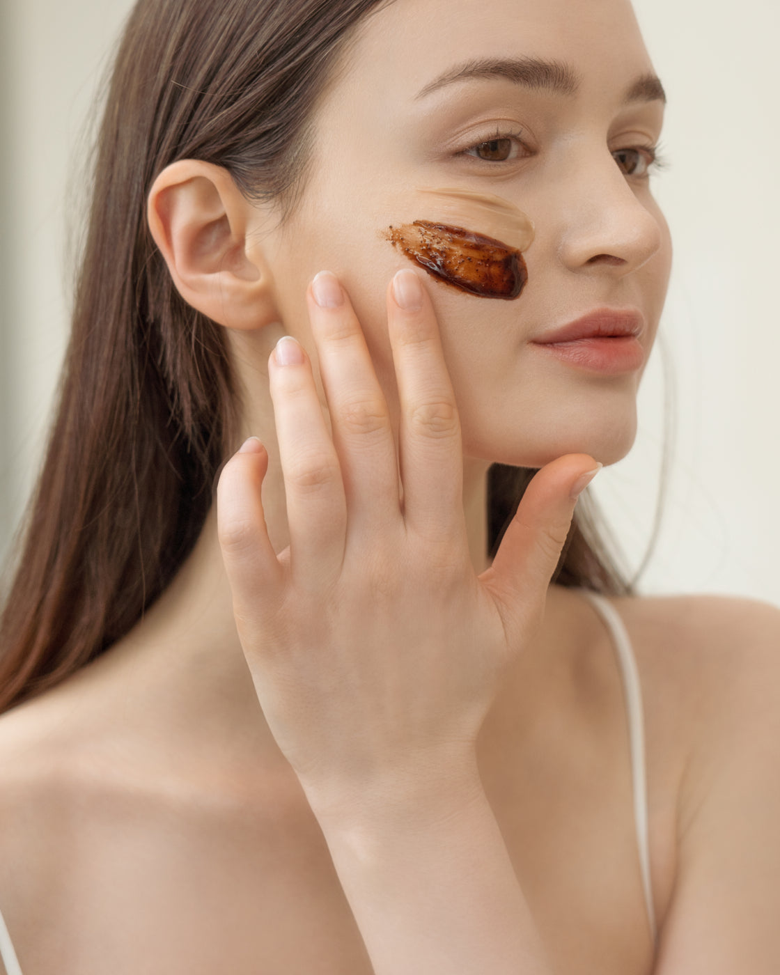Maschera viso correttiva