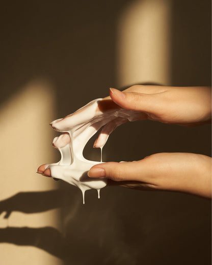 Cleansing Milk with Oats